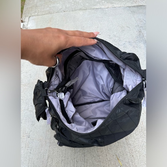 COPY - Lululemon Sidestage Dance Floss Travel Bag - Black - Picture 8 of 12